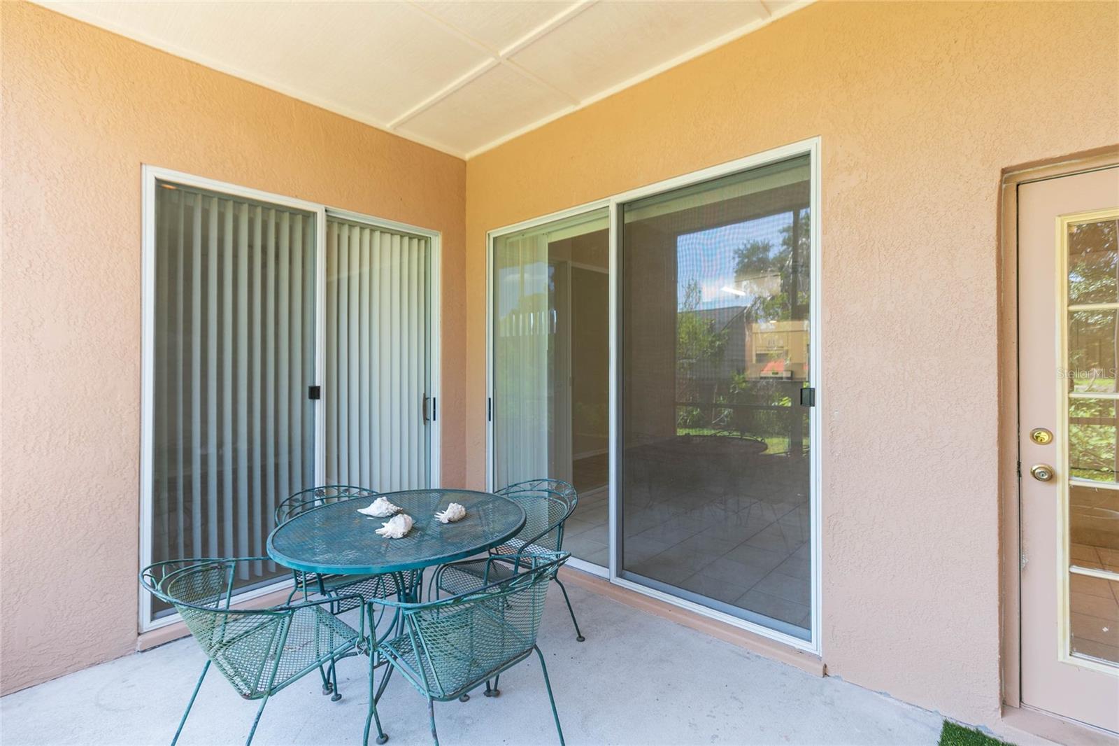 Image 33 of 52 For 22704 Roderick Drive