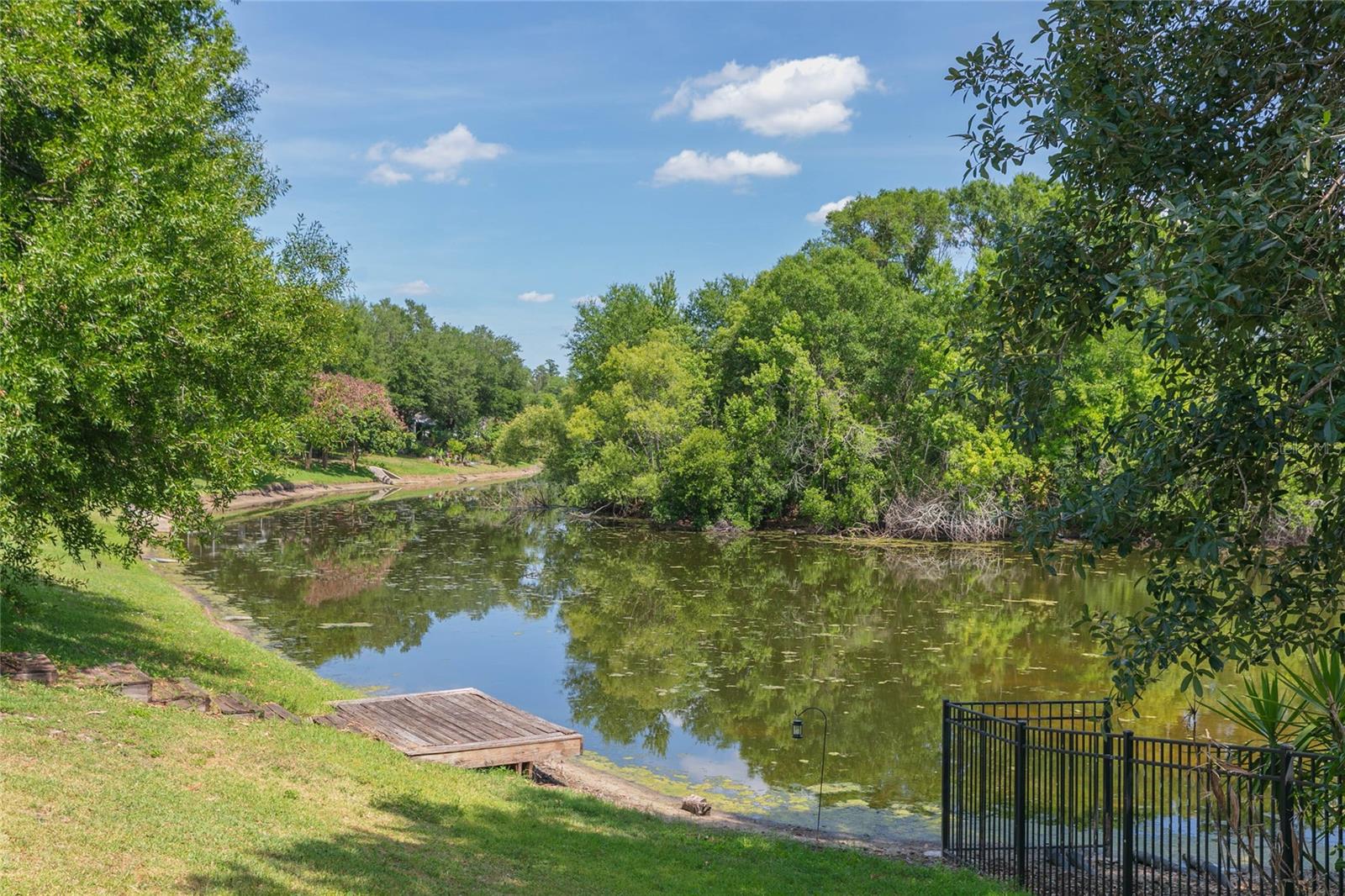 Image 39 of 52 For 22704 Roderick Drive