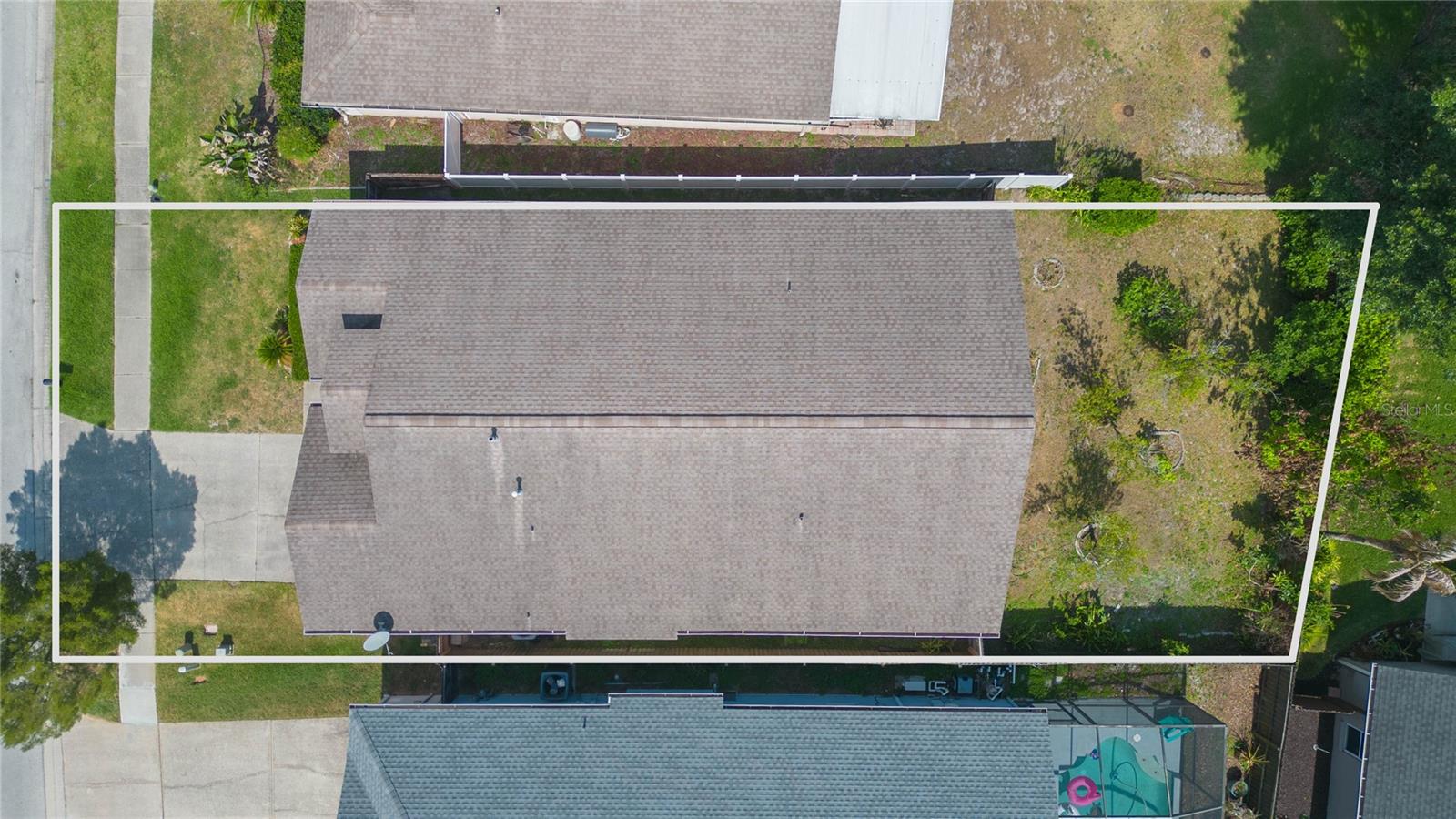 Image 43 of 52 For 22704 Roderick Drive