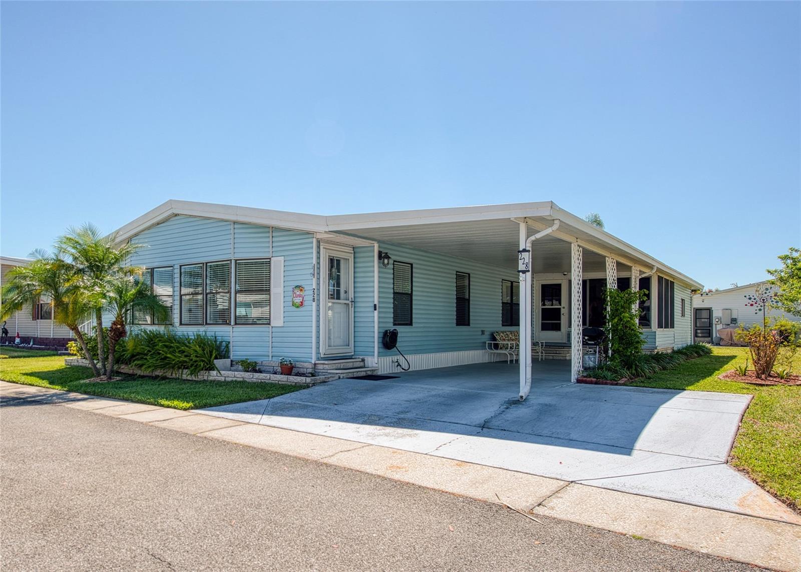 Details for 228 Tarpon Lane, OLDSMAR, FL 34677