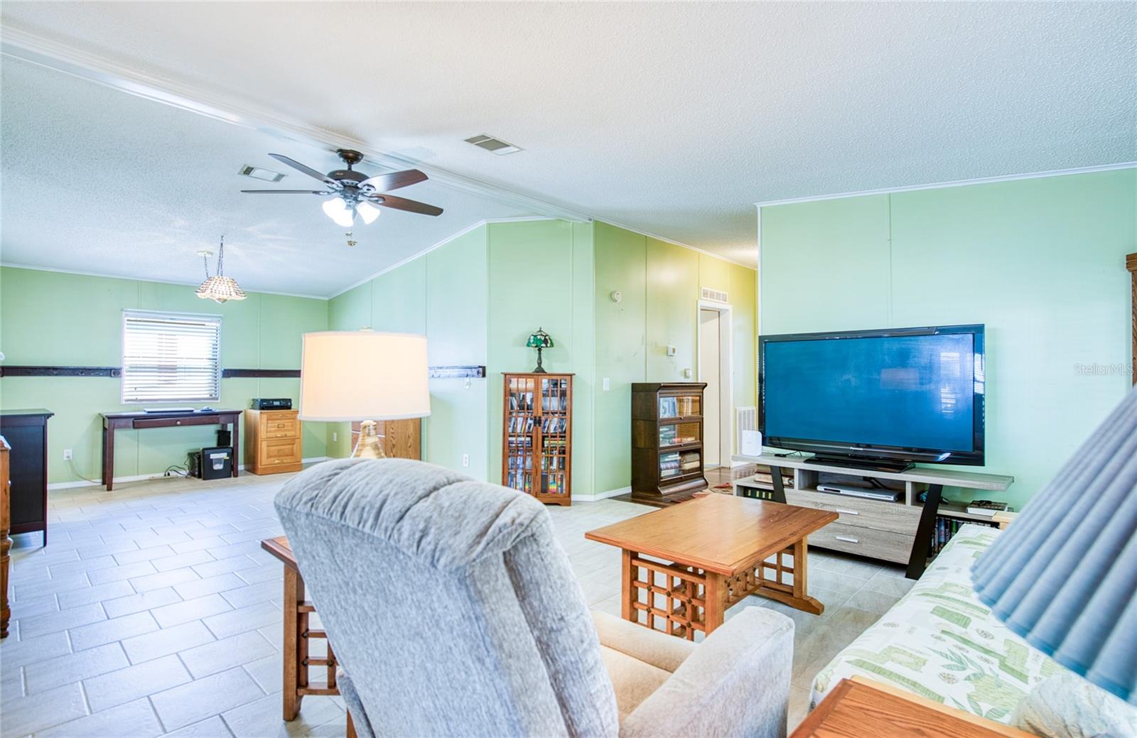 Image 11 of 54 For 228 Tarpon Lane