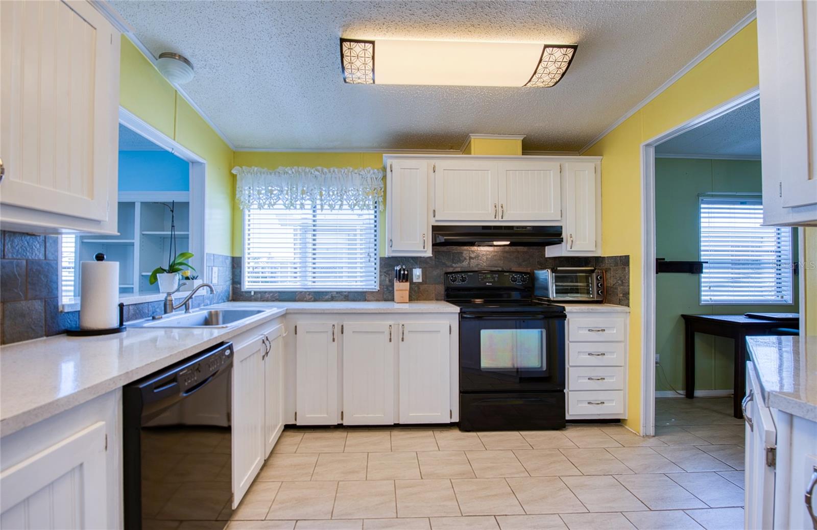 Image 18 of 54 For 228 Tarpon Lane