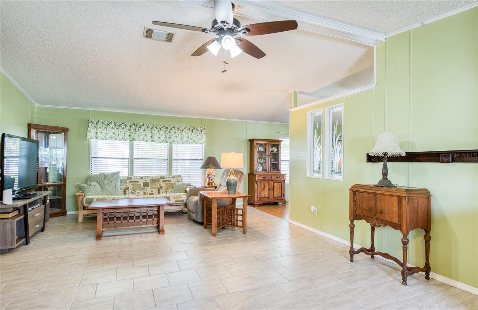 Image 8 of 54 For 228 Tarpon Lane
