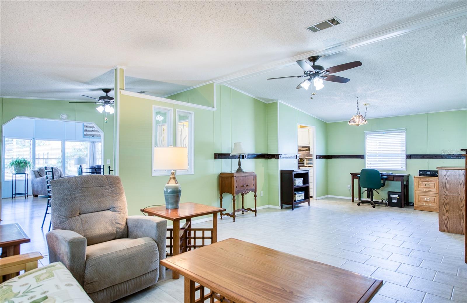 Image 9 of 54 For 228 Tarpon Lane
