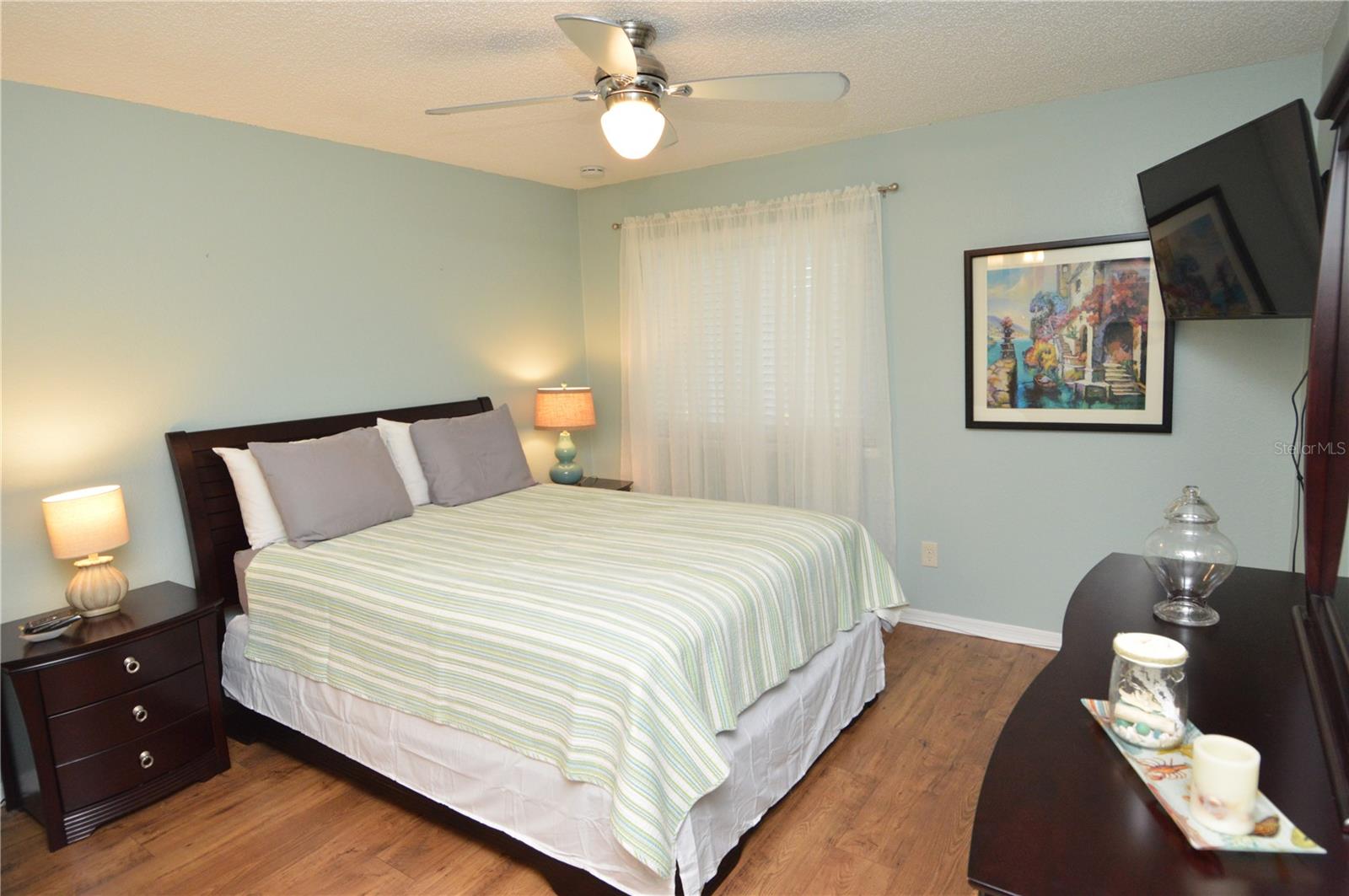 Image 35 of 97 For 10263 Gandy Boulevard N 2403
