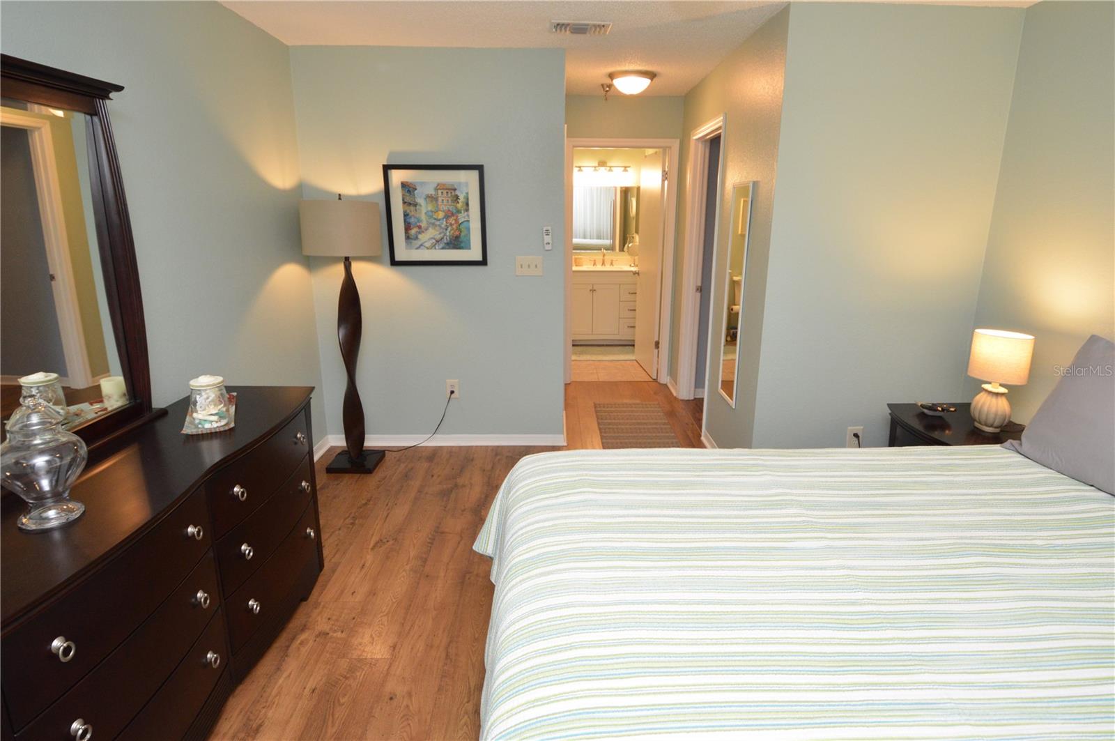 Image 39 of 97 For 10263 Gandy Boulevard N 2403
