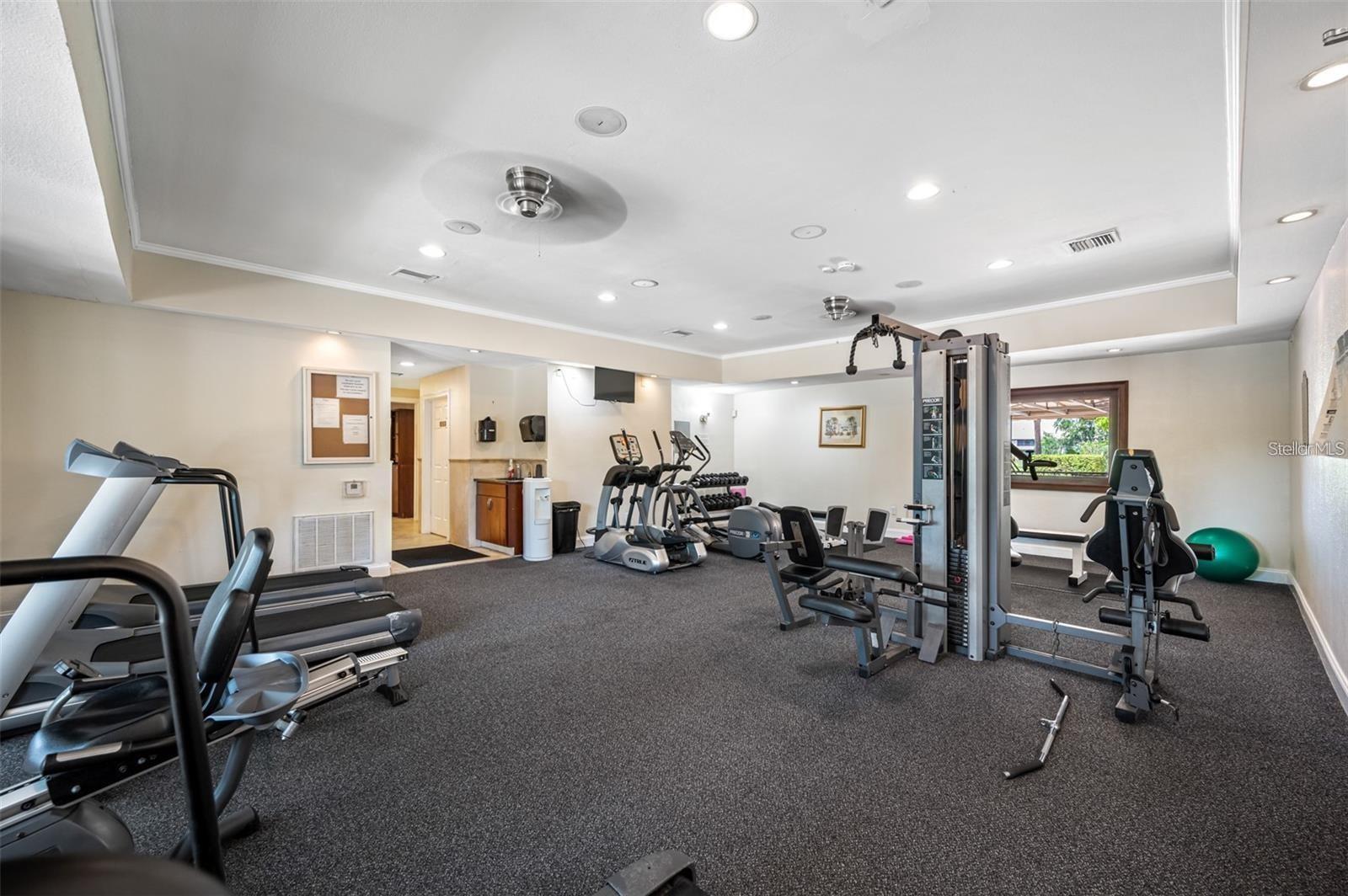 Image 63 of 97 For 10263 Gandy Boulevard N 2403