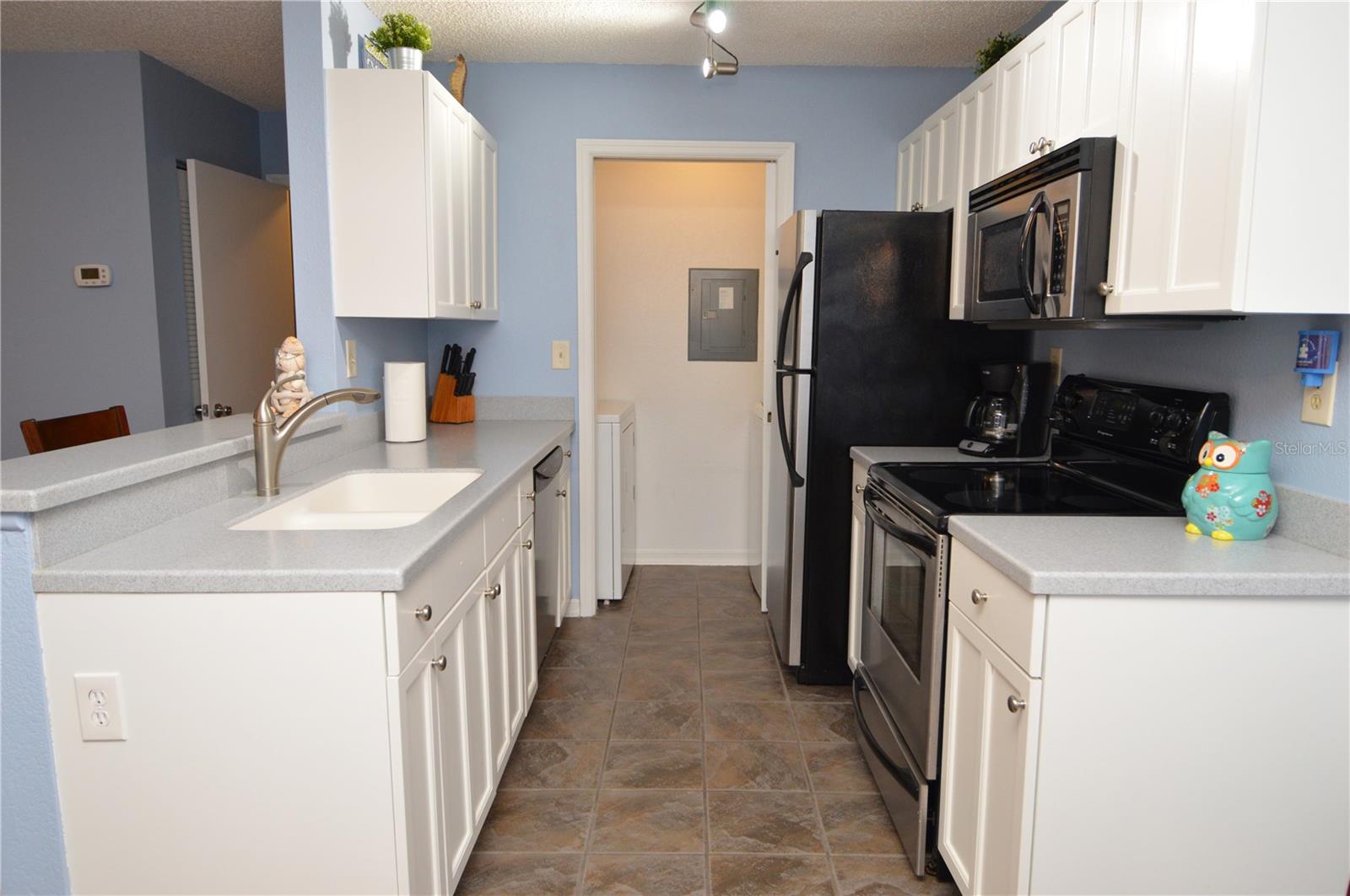 Image 8 of 97 For 10263 Gandy Boulevard N 2403