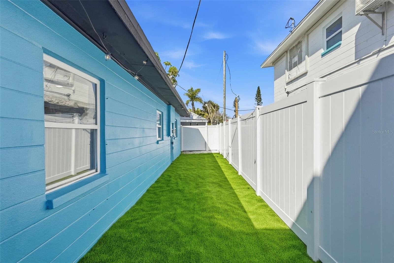 Image 30 of 41 For 14906 Bayshore Drive