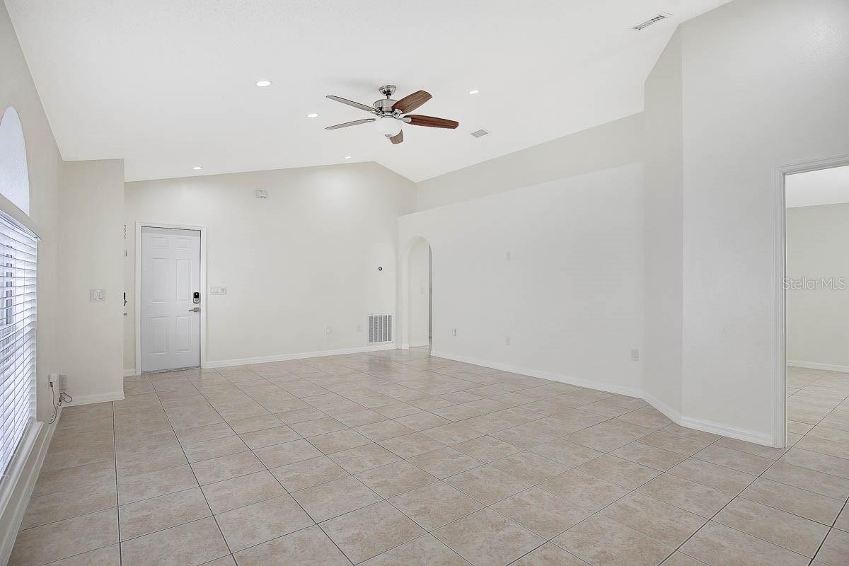 Image 6 of 28 For 13715 Gentle Woods Avenue