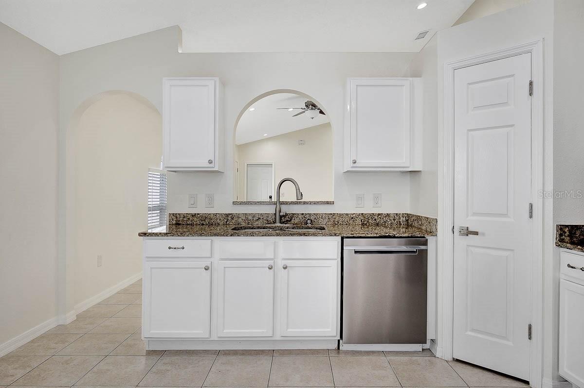 Image 8 of 28 For 13715 Gentle Woods Avenue