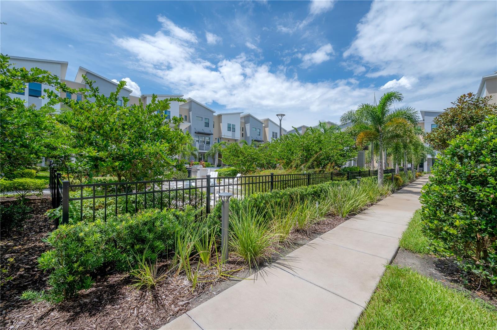 Details for 1162 25th Way N, ST PETERSBURG, FL 33713