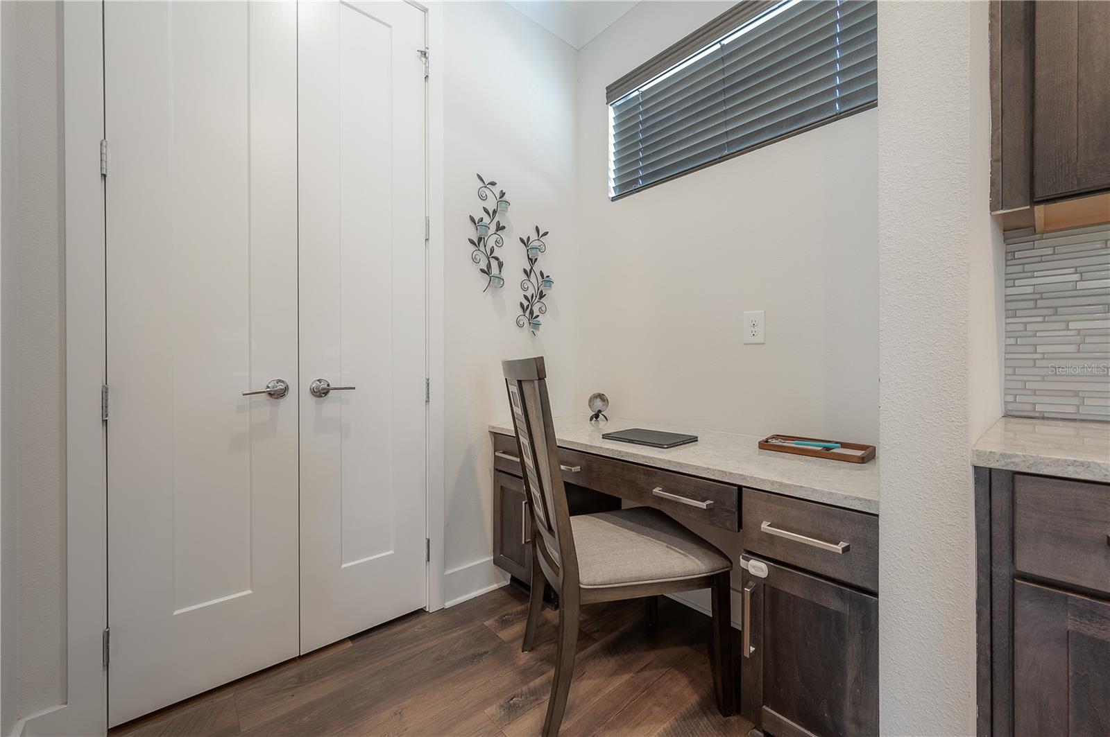 Image 37 of 54 For 1162 25th Way N