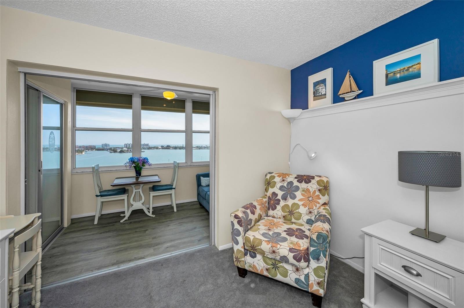 Image 31 of 64 For 4525 Cove Circle 1207