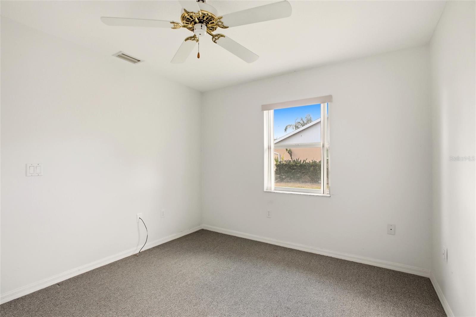 Image 19 of 39 For 4201 Loquat Road
