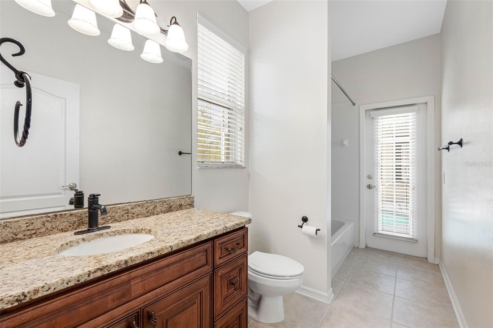 Image 24 of 55 For 21107 Bircholm Court