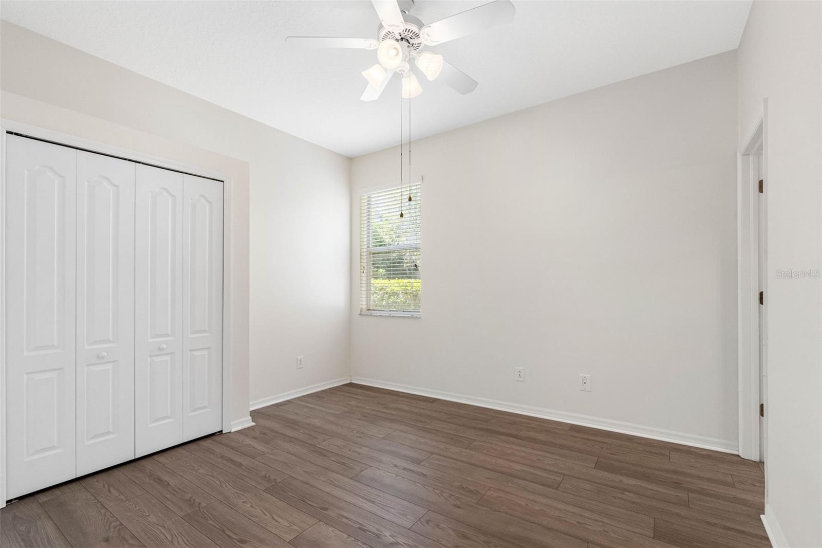 Image 31 of 55 For 21107 Bircholm Court
