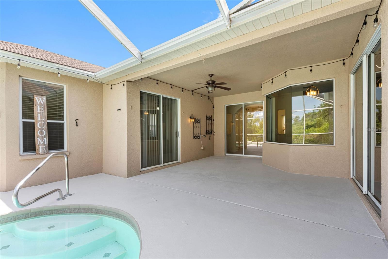 Image 36 of 55 For 21107 Bircholm Court