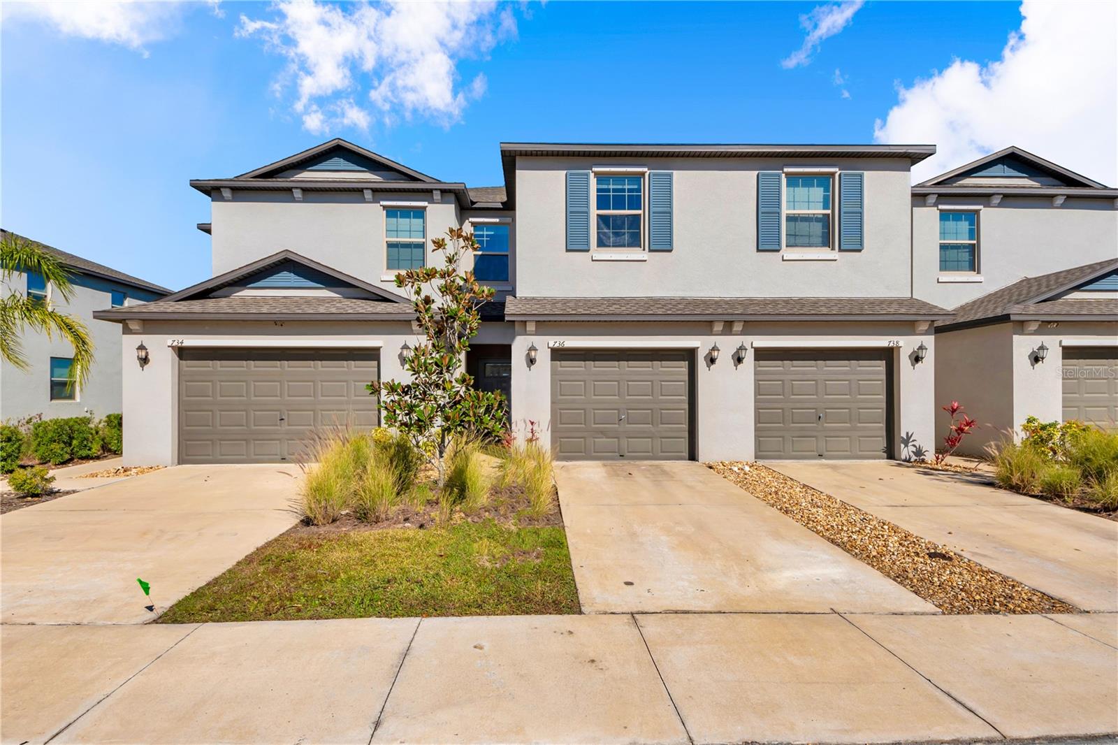 Image 2 of 35 For 736 Royal Empress Drive