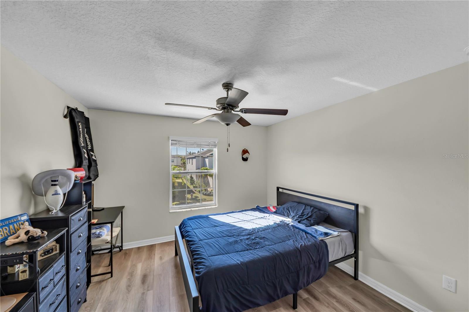 Image 21 of 35 For 736 Royal Empress Drive