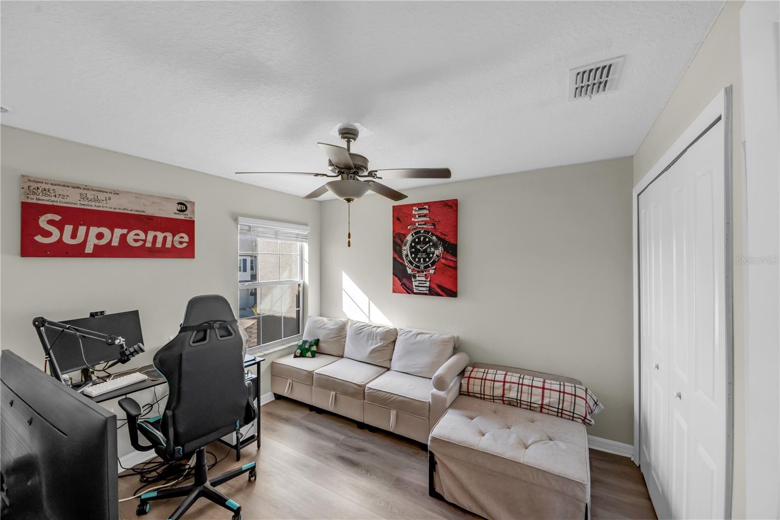 Image 22 of 35 For 736 Royal Empress Drive