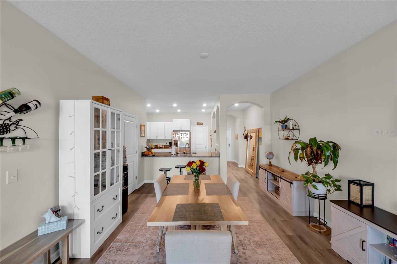 Image 9 of 35 For 736 Royal Empress Drive