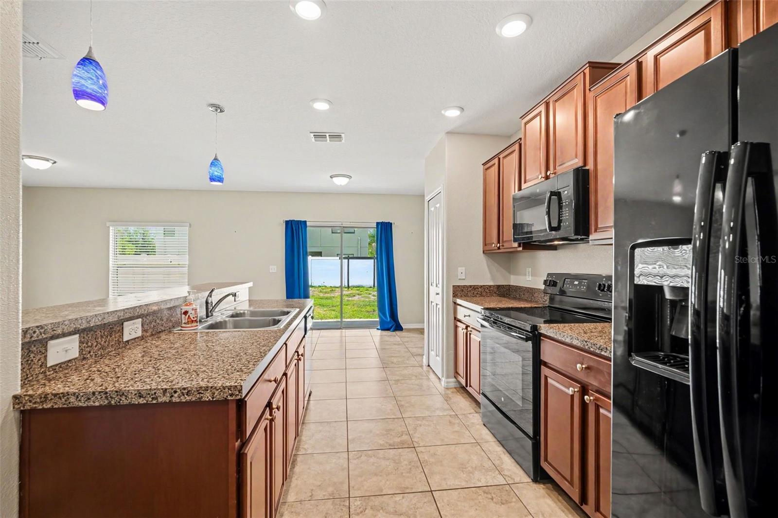 Image 10 of 26 For 7421 French Marigold Avenue