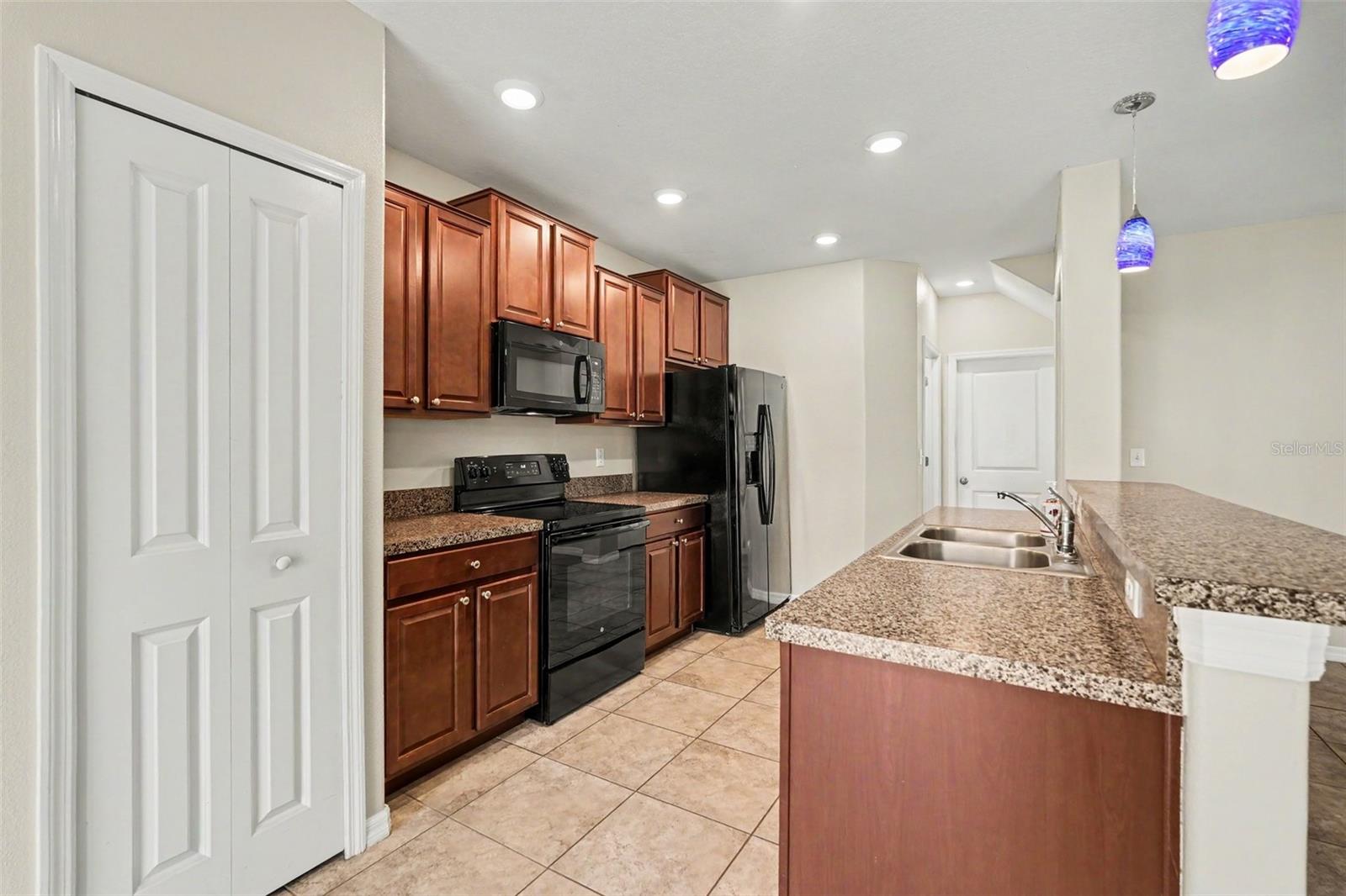 Image 11 of 26 For 7421 French Marigold Avenue