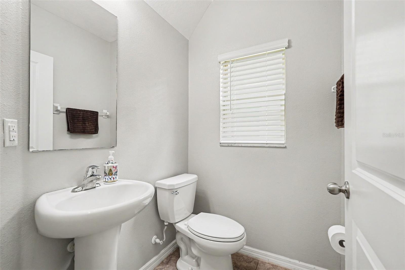 Image 21 of 26 For 7421 French Marigold Avenue
