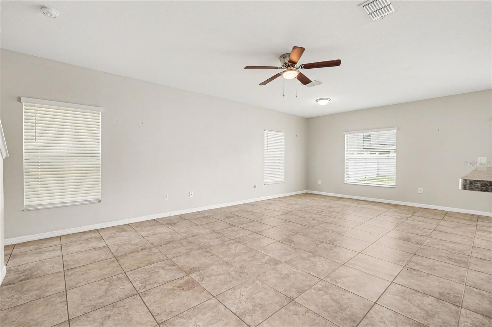 Image 7 of 26 For 7421 French Marigold Avenue