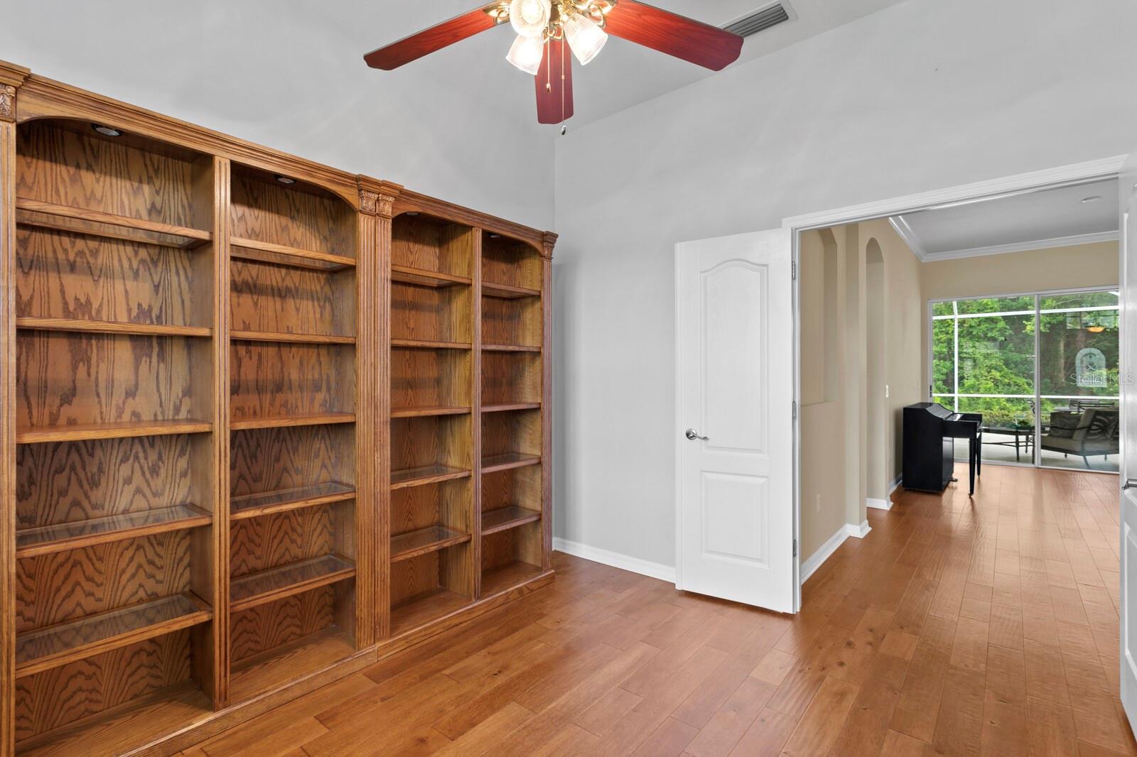 Image 15 of 42 For 14511 Corkwood Drive