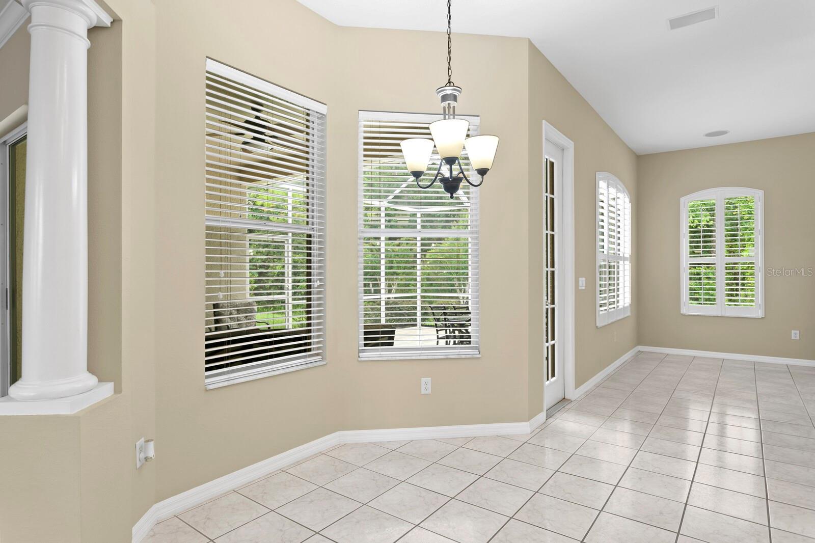 Image 20 of 42 For 14511 Corkwood Drive