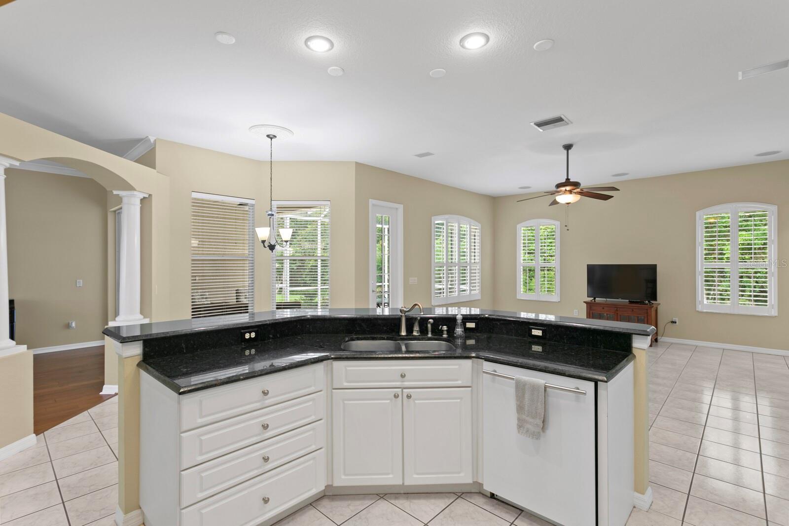 Image 6 of 42 For 14511 Corkwood Drive