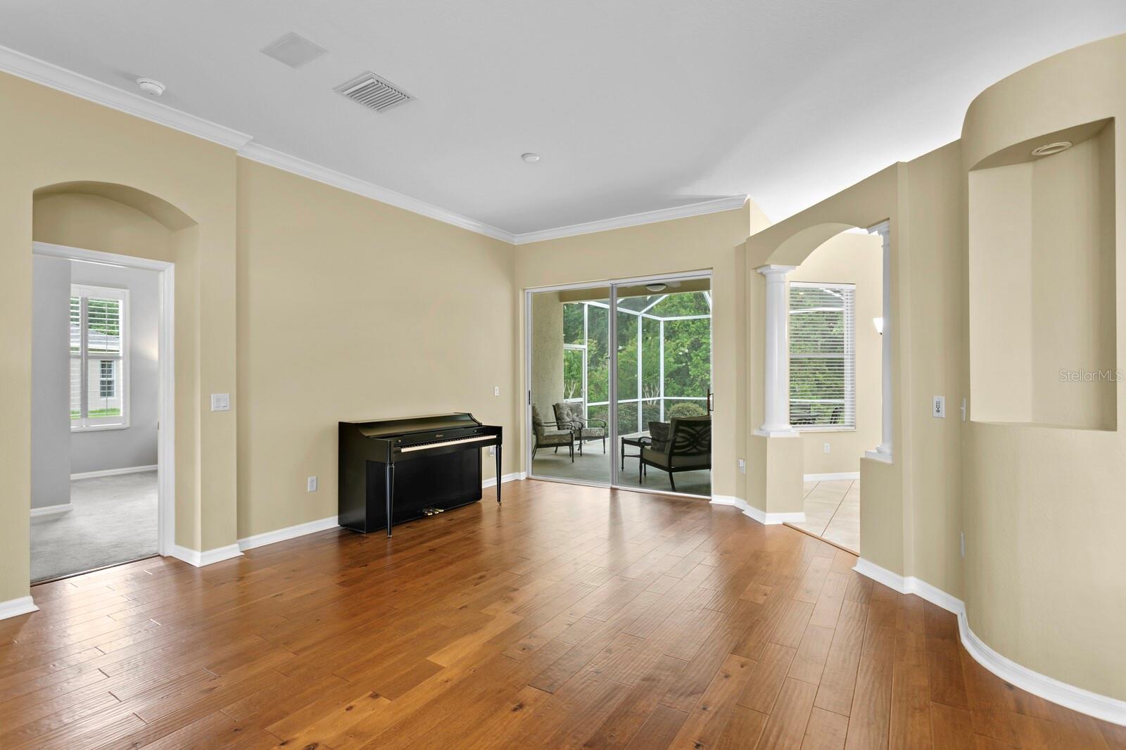 Image 9 of 42 For 14511 Corkwood Drive