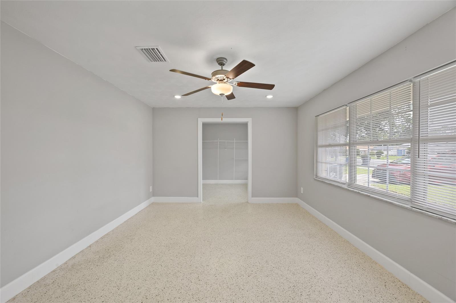 Image 11 of 32 For 409 Debra Drive