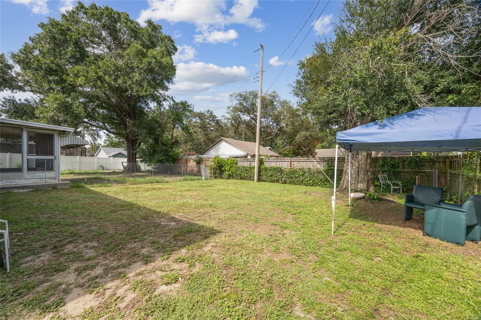 Image 27 of 32 For 409 Debra Drive