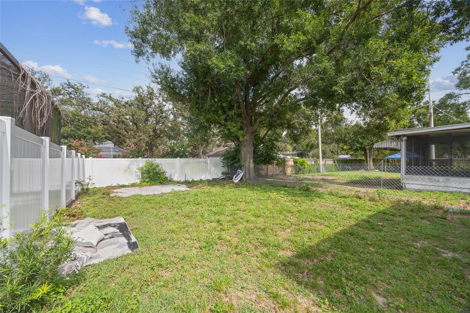 Image 30 of 32 For 409 Debra Drive