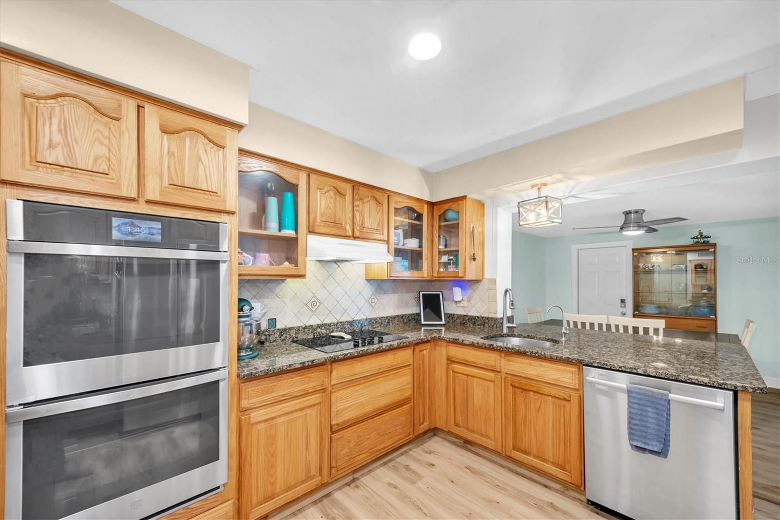 Image 10 of 42 For 1380 Kennywood Drive