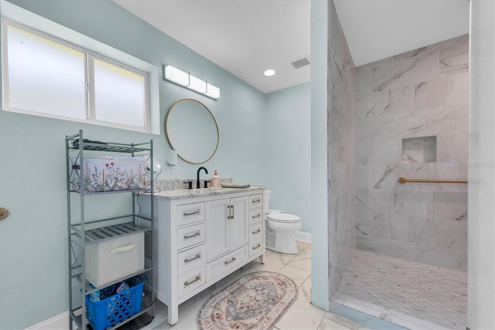 Image 19 of 42 For 1380 Kennywood Drive