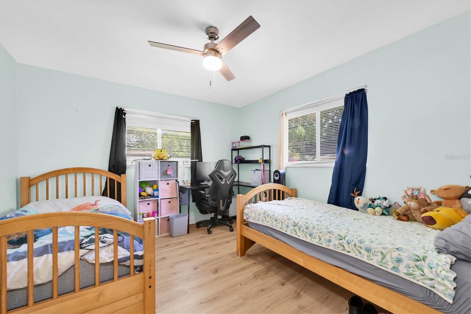 Image 21 of 42 For 1380 Kennywood Drive