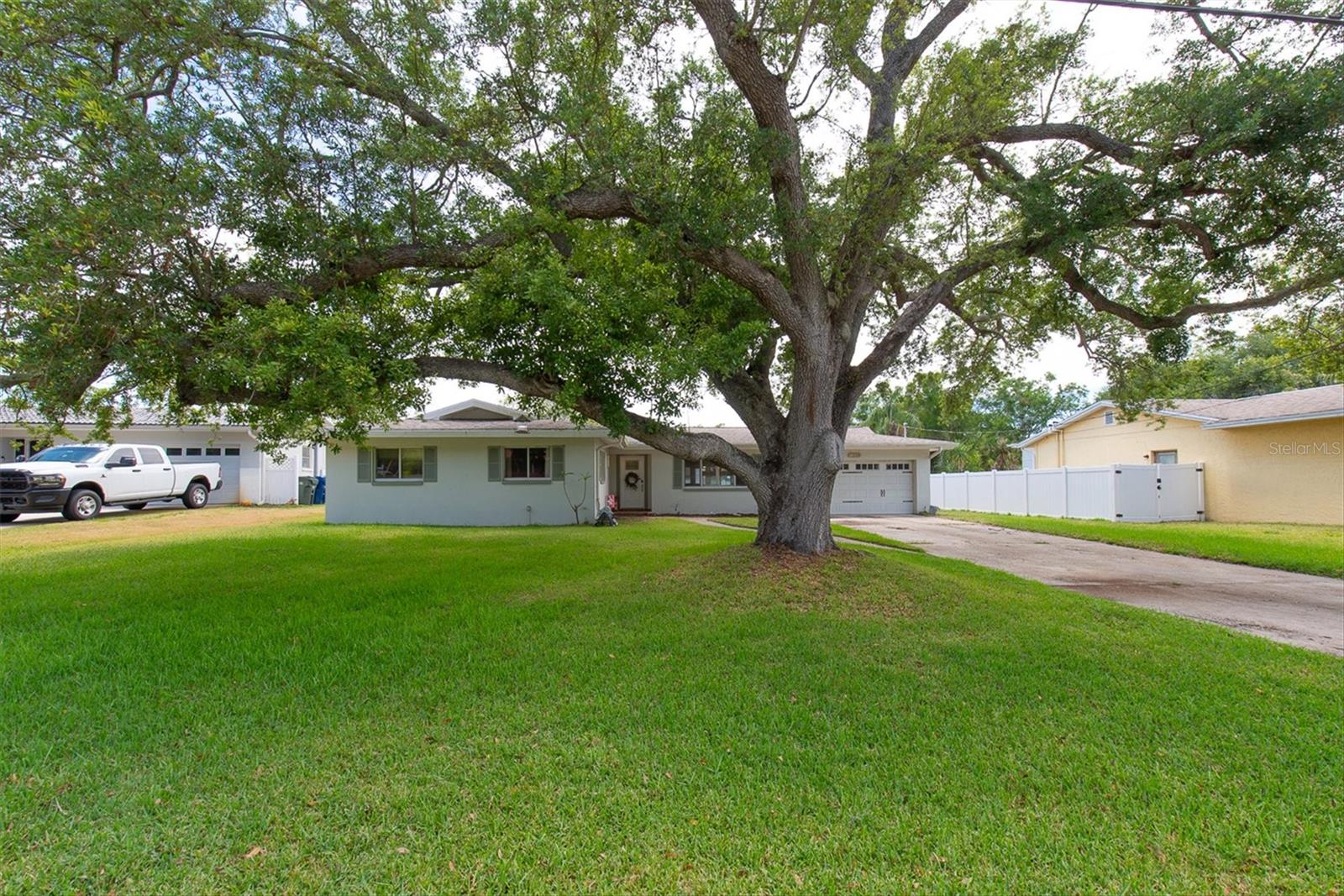 Image 39 of 42 For 1380 Kennywood Drive