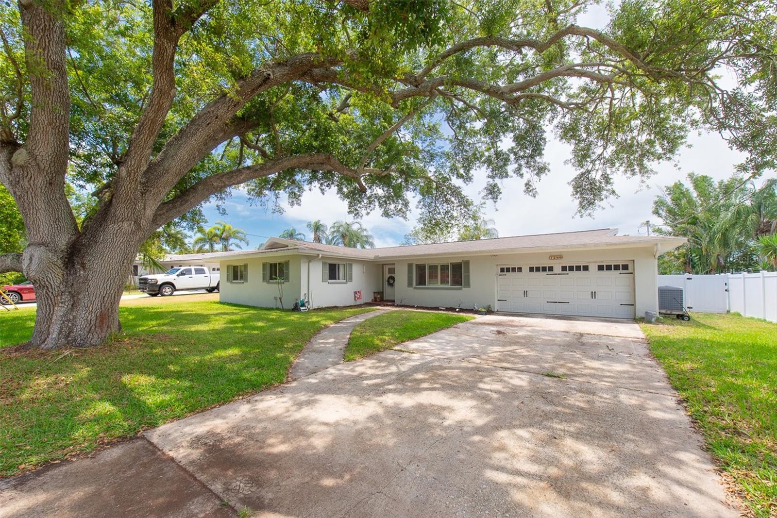 Image 40 of 42 For 1380 Kennywood Drive