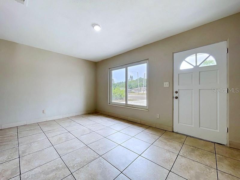 Image 15 of 18 For 7018 54th Avenue N