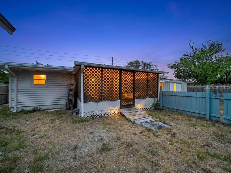 Image 16 of 18 For 7018 54th Avenue N