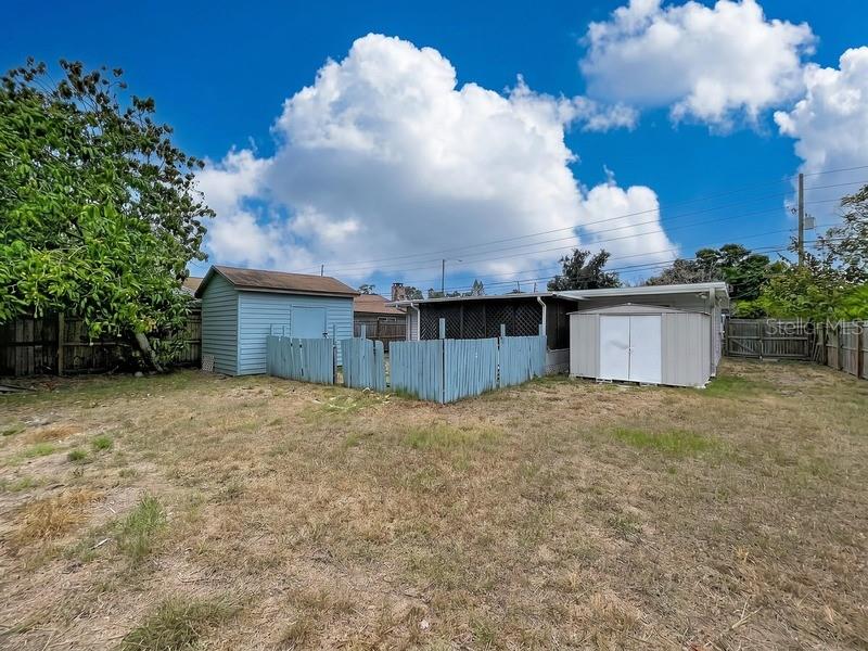 Image 17 of 18 For 7018 54th Avenue N