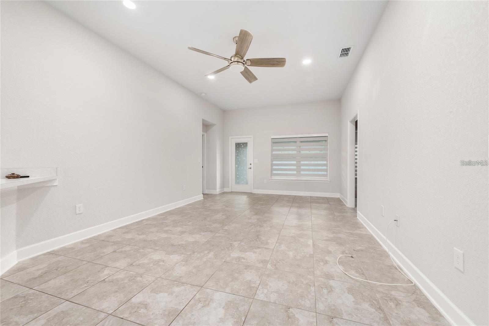 Image 21 of 28 For 260 Citrus Pointe Drive