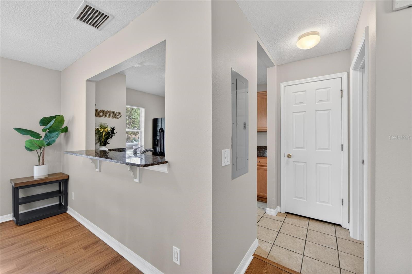 Image 14 of 46 For 203 Penmark Stone Place