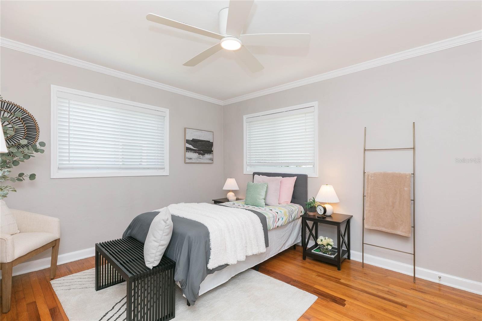 Image 18 of 27 For 1219 Flora Street