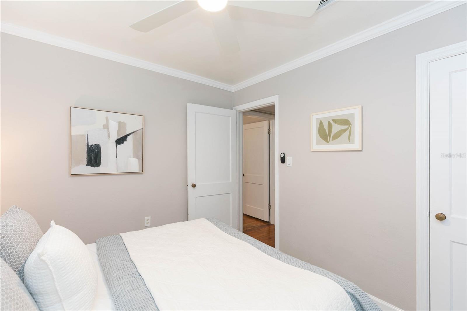 Image 22 of 27 For 1219 Flora Street