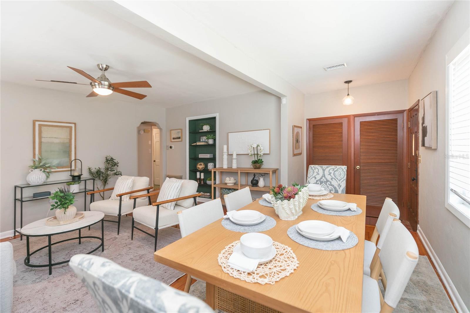 Image 4 of 27 For 1219 Flora Street